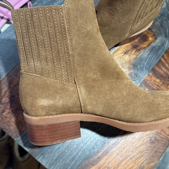 Dolce Vita Chocolate Suede Booties - Picture 6 of 7